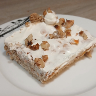 Mrkvový koláč s ovesnými vločkami a tvarohem